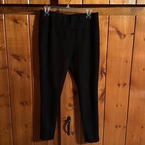 Women’s black ankle length leggings